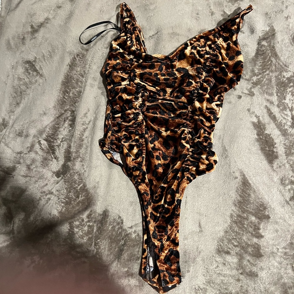 Forever 21 S bodysuit
